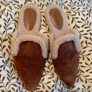 Splendid Women's Tan Suede Slippers